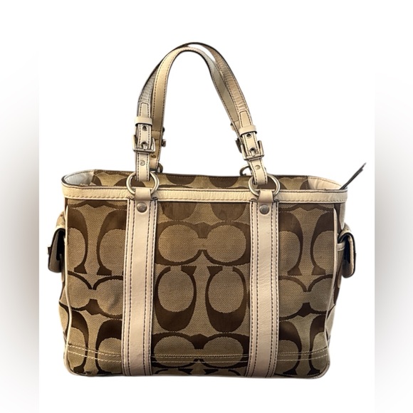 Coach K05J-6234 Canvas Gallery Beige Jacquard Tote - Picture 2 of 9